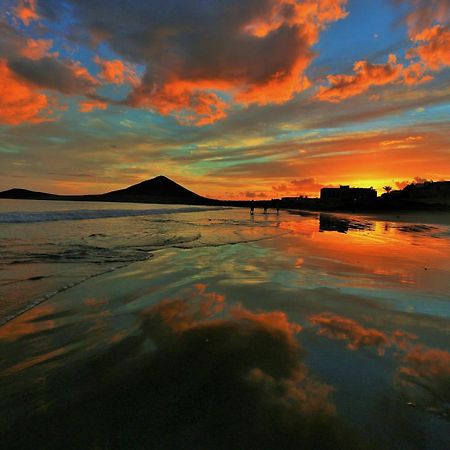 Alquilaencanarias El Medano Beach 1 외부 사진