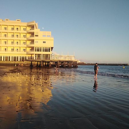 Alquilaencanarias El Medano Beach 1 외부 사진